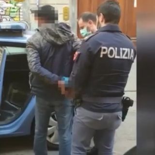 Delivery della droga: tre arrestati dalla polizia