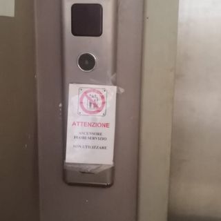 L'ascensore del Comune di Torino è rotto: il consigliere disabile non può partecipare alle commissioni