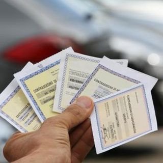 Truffe assicurative a Torino, denunciati due ragazzi di 24 e 26 anni