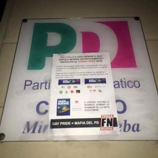 Volantini di Forza Nuova nelle sedi del Pd contro il Torino Pride: "Buffonata che offende città"
