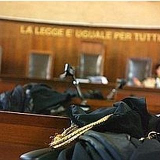 Calcio e pedofilia, interrogato per cinque ore ex allenatore
