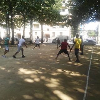 Aurora, minacce all’associazione Arqa che gioca a pallavolo. Il presidente: “Forse diamo fastidio”