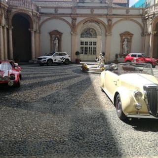 Automotoretrò: dopo un anno ai box per il Covid, torna a battere a Torino il vecchio cuore dei motori