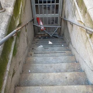 bagni pubblici piazza Palazzo di Città