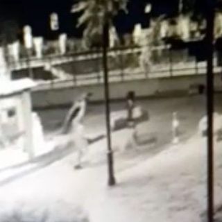 Furto di rame al cimitero: due arresti all'alba a Moncalieri. Devastate tombe e cappelle
