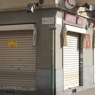 chiude bar storico