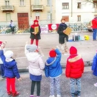 Bambini girotondo