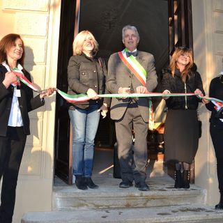 Taglio del nastro: inaugurata la nuova biblioteca comunale di Rivalta