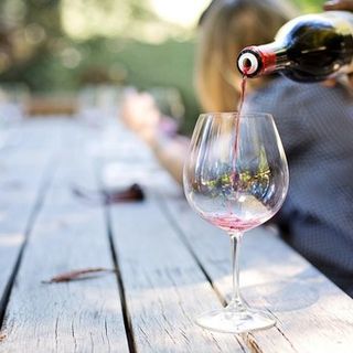 Al CAP10100 i vini non si degustano, ma si gustano insieme e senza formalità