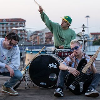 Dall’amicizia alle rime nate in casa: la Bilogang