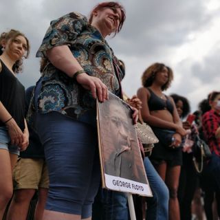 L'urlo dei manifestanti in piazza Castello: &quot;Torino e altre città italiane sono ancora razziste&quot; [FOTO]