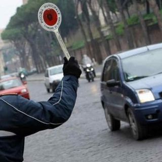 Smog, dal 1° ottobre scattano i nuovi blocchi del traffico in 23 comuni del Torinese
