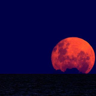 Arriva la “Luna di Sangue” e sarà l’eclissi totale più lunga del secolo