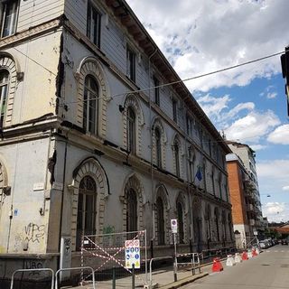 San Donato, riaperto (in parte) il cortile della scuola elementare Boncompagni
