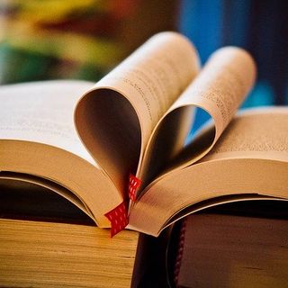 Off Topic lancia l'appuntamento con le favole in streaming per i bimbi a casa da scuola