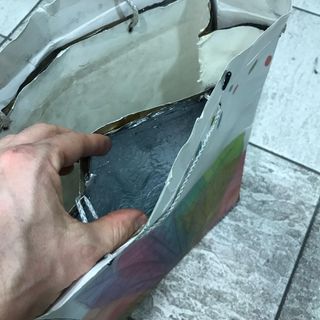 Ruba al Lego Store di via Roma con una borsa schermata: arrestato dagli agenti della polizia municipale Ruba al Lego Store di via Roma con una borsa schermata: arrestato dagli agenti della polizia municipale