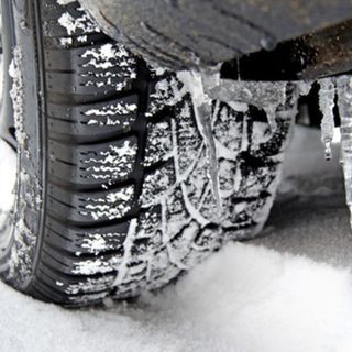Pneumatici da neve: necessari in 83 comuni del Dipartimento delle Alpi Marittime