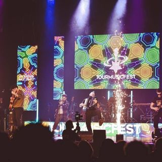 Tour Music Fest 2023: 23 artisti piemontesi con Beppe Vessicchio e i big della musica italiana per le finali del contest musicale