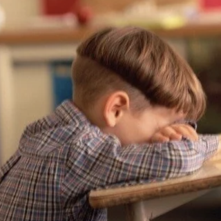&quot;Certi bambini non dovrebbero neanche nascere”: quasi 40mila firme per la petizione della mamma di un bambino con Adhd