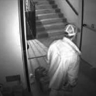 Coppia di ladri tenta di rubare in un cantiere in centro città: colpo sventato dalla sicurezza