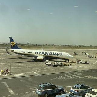 foto dalla pagina Facebook dell'aeroporto