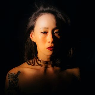 Al Mao Torino, Hyunhye (Angela) Seo in una performance in occasione di Rabbit Inhabits the Moon