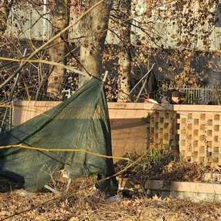 Spacciavano droga all'interno dell'ex Piscina Sempione: arrestati in due dalla Polizia