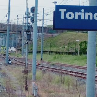 Allarme sui binari: persona investita tra le stazioni di Moncalieri e Torino Lingotto