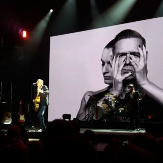 Bryan Adams, i romantici anni ‘80 e ‘90: dal Canada a Torino con amore