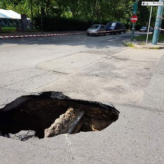 Torino, i soldi delle Circoscrizioni per tappare le buche e sistemare i marciapiedi sono finiti a giugno