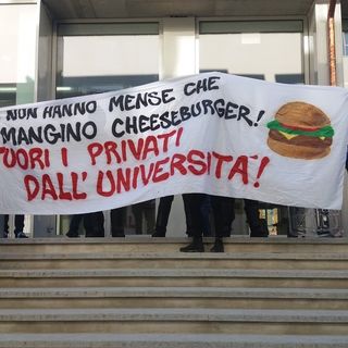 Appello pubblico degli studenti contro le privatizzazioni: &quot;Vogliamo un incontro con il rettore. Decisioni vanno condivise&quot; (VIDEO)