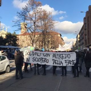 &quot;Fuori Cospito dal 41 bis&quot;: gli anarchici colpiscono in collina