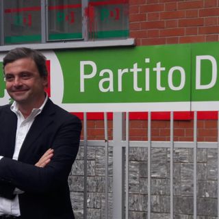 Calenda a Torino:&quot;Il Pd è come l'Orchestra del Titanic&quot;