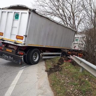 il camion intraversato