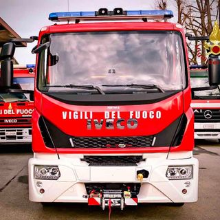 camion vigili fuoco - foto d'archivio