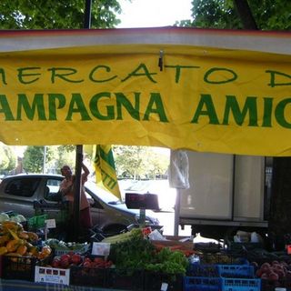 &quot;Prediligere la spesa nei mercati di Campagna amica per avere certezze&quot;