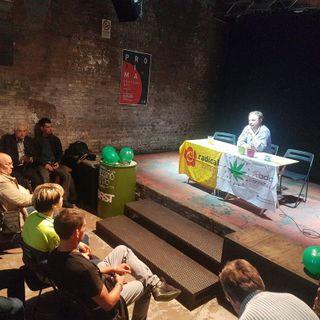 Corso di coltivazione di cannabis con dimostrazione pratica ai Murazzi
