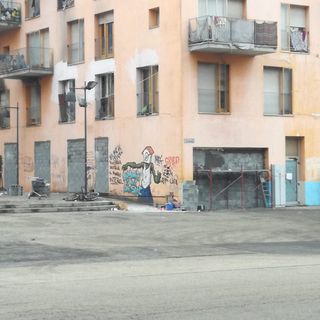 Ex Moi: dopo lo sgombero-bis, ora sono state murate le vie d'accesso alle cantine Ex Moi: dopo lo sgombero-bis, ora sono state murate le vie d'accesso alle cantine