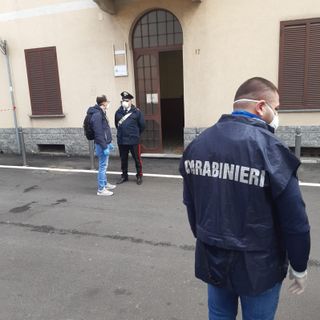 Beinasco: uccide moglie e figlio con la pistola, poi si toglie la vita