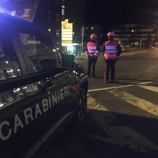 Controlli dei carabinieri in alta Val di Susa, 10 denunciati per guida in stato di ebbrezza: tutti giovanissimi e ora senza patente [FOTO]