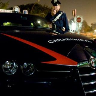 Tentano di rubare una betoniera e forzano alcune auto: ancora tensione a Moncalieri