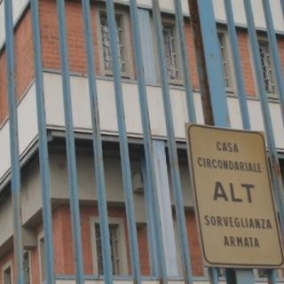 Aggressione nel Carcere di Ivrea, ferito un poliziotto penitenziario