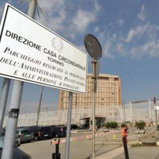 &quot;Pagina bianca&quot;, performance teatrale nel carcere Lorusso e Cutugno