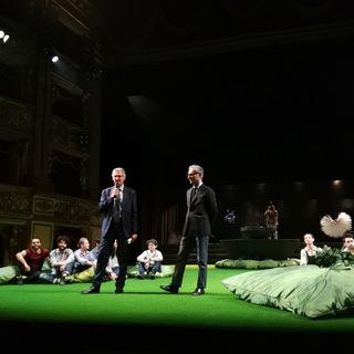 Il Teatro Carignano indossa un “prato inglese”: l’estate nel segno di Shakespeare (FOTO) Il Teatro Carignano indossa un “prato inglese”: l’estate nel segno di Shakespeare (FOTO)