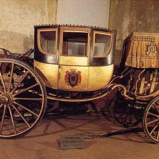 A Stupinigi si va in carrozza con Napoleone, odorando il mistero di Gustavo Rol