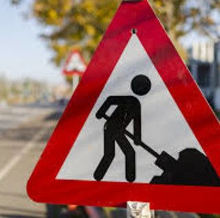 cartello di lavori in corso