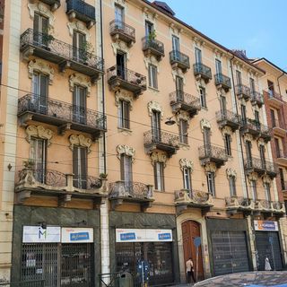 Casa Azimonti a Torino