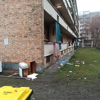 case occupate in via Aosta