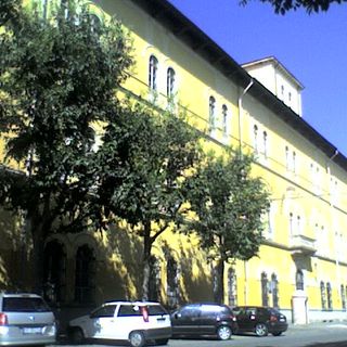 Il municipio di Pinerolo? «Lo vogliamo nella Caserma Bochard»