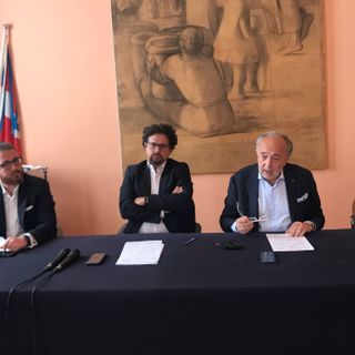 Ragazzo di 15 anni ucciso a coltellate, sentenza storica a Torino: i genitori otterranno risarcimento “equo”
